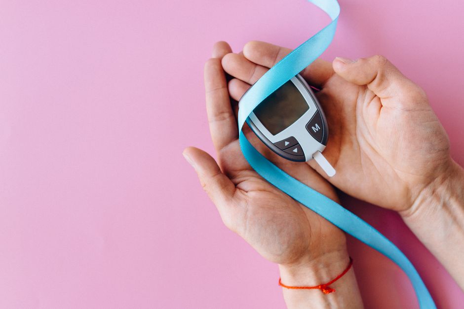 Dexcom corrige apps G7 y ONE+ por falla en alertas de sensores